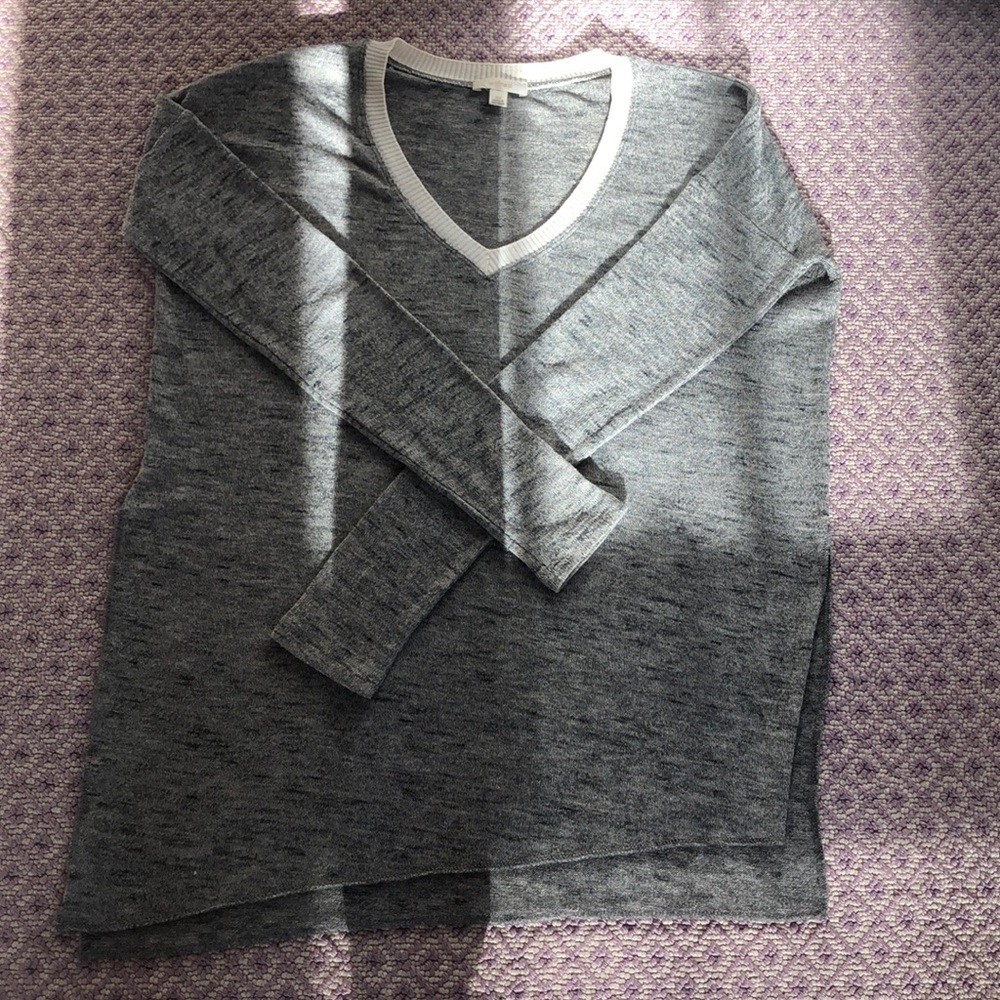 Wilfred from Aritzia Heather gray v-neck sweater